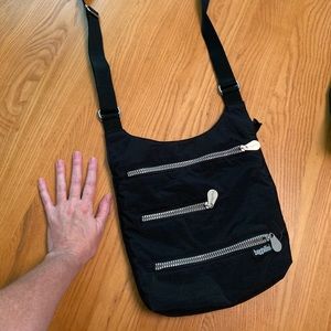 Baggallini black crossbody bag